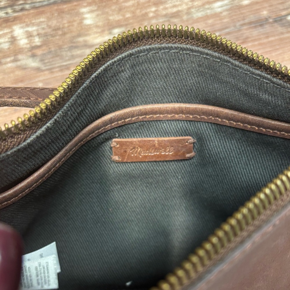 Madewell | VGUC Brown Leather Simple Crossbody Bag Leather Classic Chic Suede - Picture 12 of 13